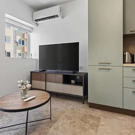 Qawra Bugibba 2 Bedroom 1 Bath Close To The Sea Διαμέρισμα Σεντ Πόλς Μπέι