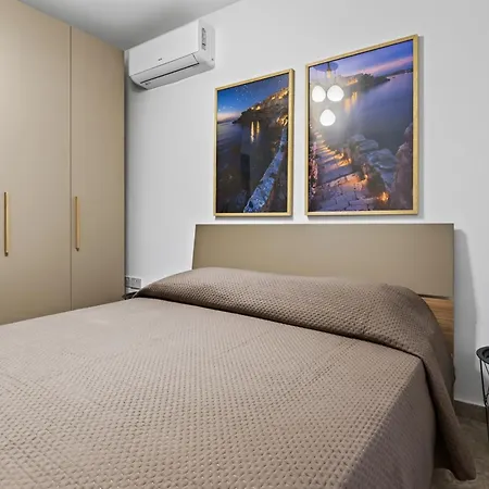 Qawra Bugibba 2 Bedroom 1 Bath Close To The Sea St. Paul's Bay